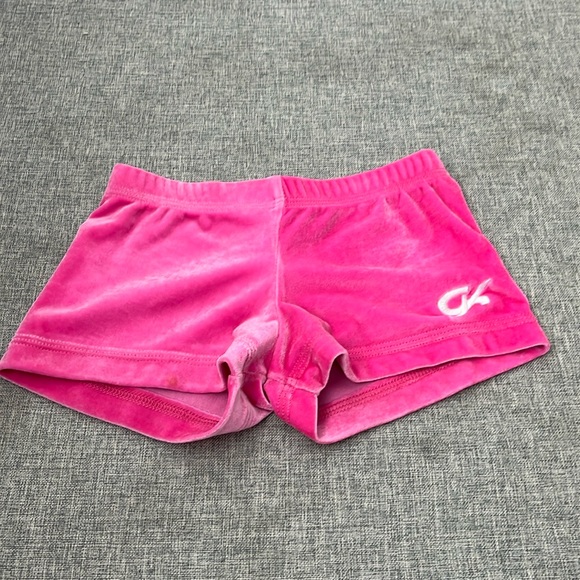Shorts - Picture 1 of 2
